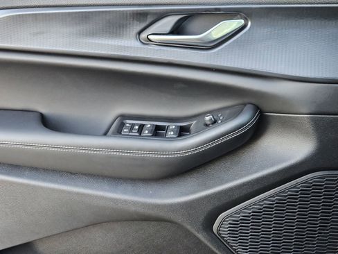 New 2025 Jeep Grand Cherokee L Laredo image 23