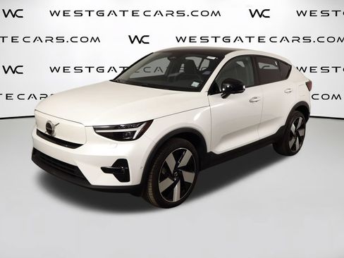 Used 2023 Volvo C40 P8 Recharge Ultimate AWD/4WD image 1