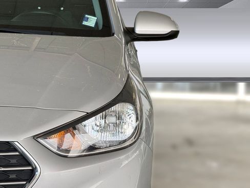 Used 2021 Hyundai Accent SEL image 11