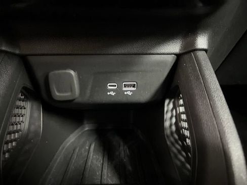 Certified 2024 Chevrolet TrailBlazer LT w/ LT Cold Weather Package FWD image 33