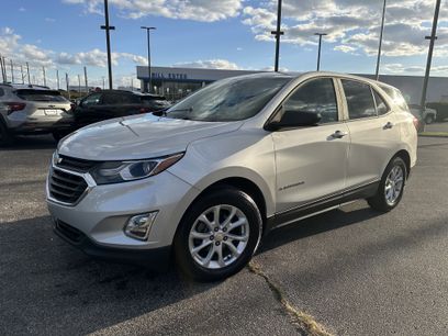 Used 2020 Chevrolet Equinox LS w/ LS Convenience Package