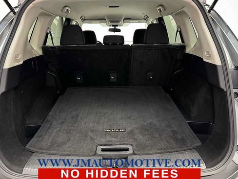 Used 2023 Nissan Rogue SV AWD/4WD image 16