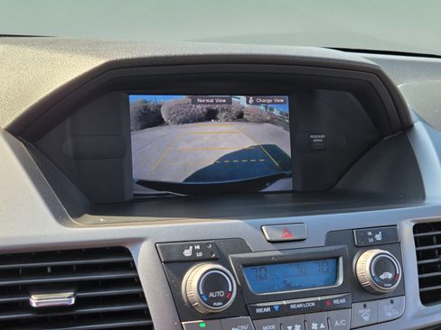 Used 2012 Honda Odyssey Touring image 20