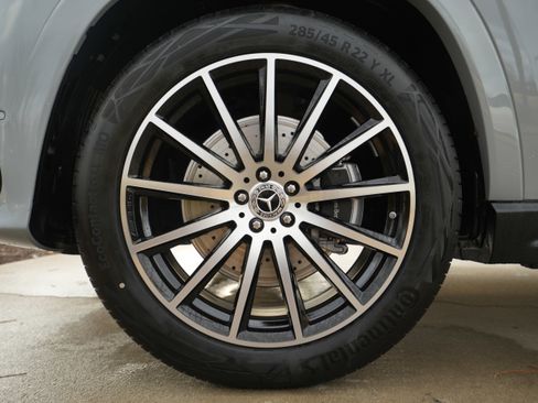 New 2026 Mercedes-Benz GLS 450 4MATIC image 13