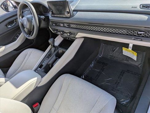 Certified 2023 Honda Accord EX image 21