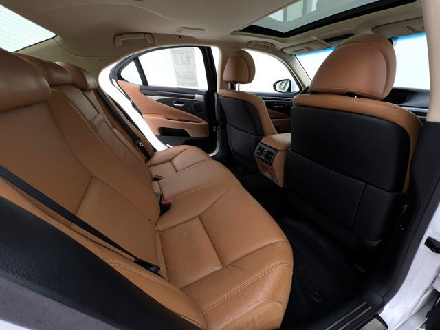 Used 2013 Lexus LS 460 AWD w/ Comfort Pkg image 14