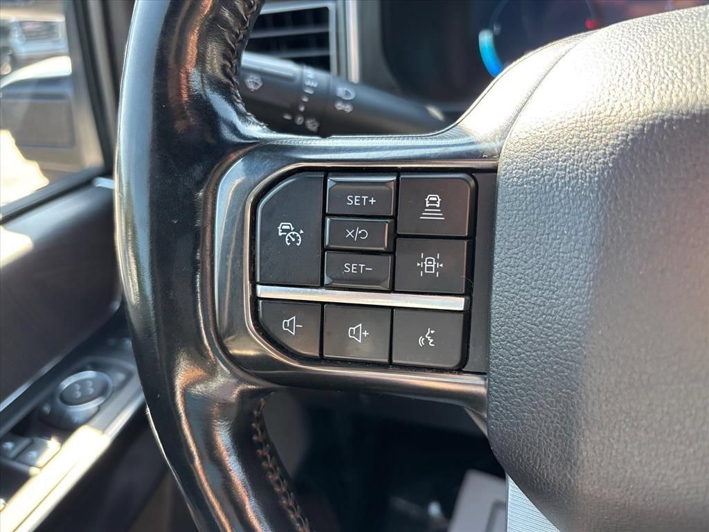 Used 2023 Ford F450 Platinum w/ FX4 Off-Road Package AWD/4WD image 31