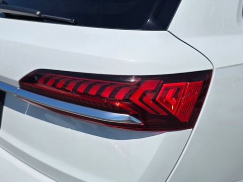 Used 2021 Audi SQ7 Prestige w/ Prestige Package AWD/4WD image 30