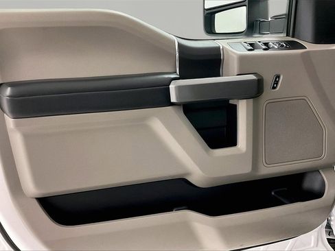 Used 2022 Ford F350 XLT w/ XLT Value Package image 18