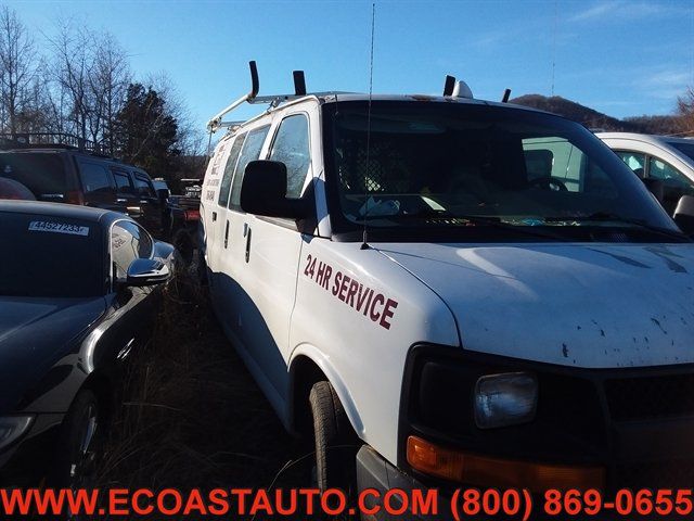 Used 2006 Chevrolet Express 1500 RWD image 2