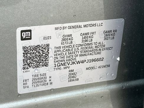 Used 2023 Chevrolet Traverse RS AWD/4WD image 35