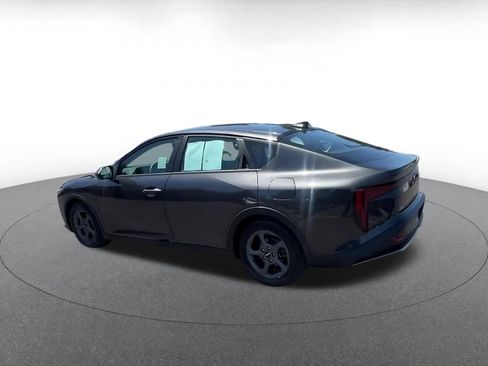 Used 2025 Kia K4 FWD image 10
