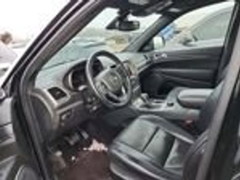 Used 2018 Jeep Grand Cherokee Overland image 4