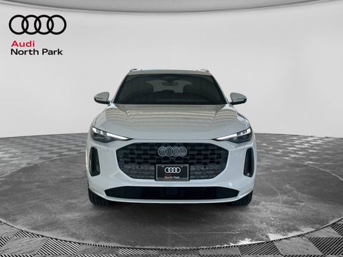 Used 2025 Audi Q5 Premium AWD/4WD image 8