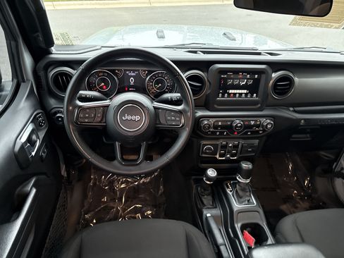 Used 2023 Jeep Wrangler Unlimited Sport AWD/4WD image 19
