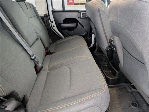 Used 2024 Jeep Wrangler Willys image 21