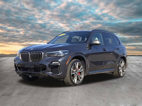 Used 2021 BMW X5 M50i image 4
