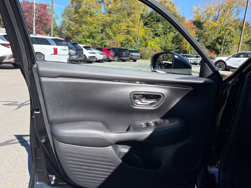 Used 2024 Honda HR-V EX-L image 11