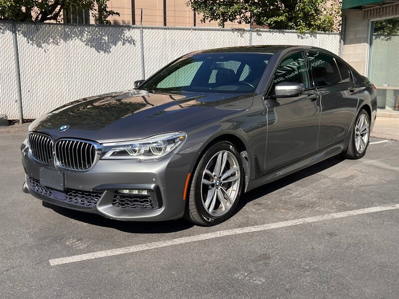 Used 2016 BMW 750i xDrive AWD/4WD image 3