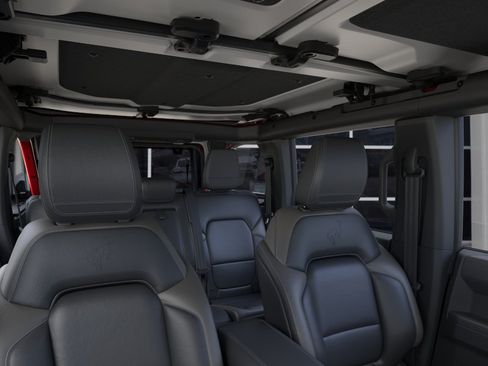 New 2026 Ford Bronco Outer Banks AWD/4WD image 12