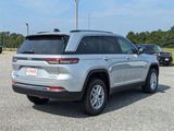 New 2023 Jeep Grand Cherokee Laredo X image 6