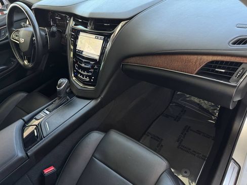 Used 2019 Cadillac CTS Luxury RWD image 31