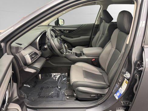 Certified 2025 Subaru Outback Onyx Edition AWD/4WD image 9