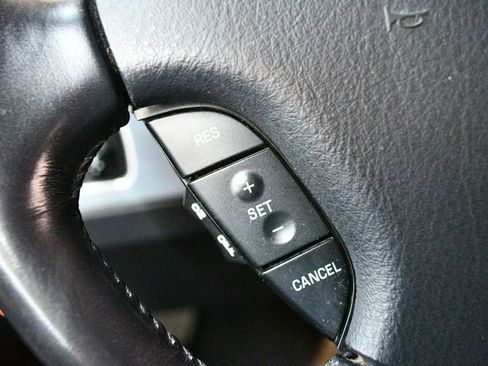 Used 2004 Ford Thunderbird RWD image 30