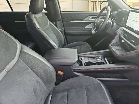 Certified 2025 Ford Explorer ST AWD/4WD image 10