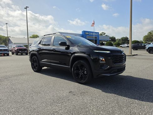 New 2027 Chevrolet Equinox LT w/ Convenience Package II FWD image 2