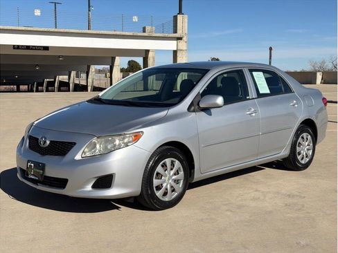 Used 2009 Toyota Corolla LE image 3