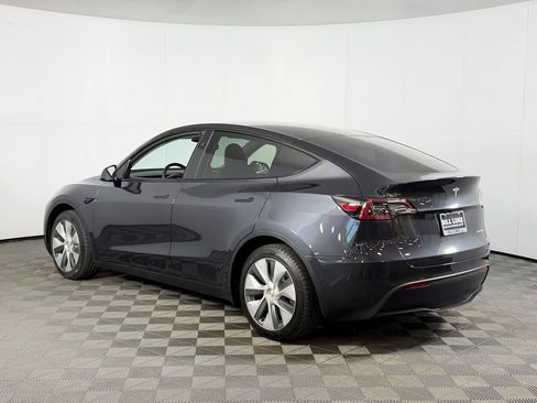 Used 2024 Tesla Model Y Long Range AWD/4WD image 14