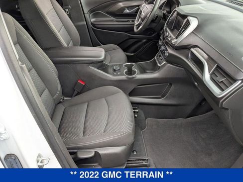 Certified 2022 GMC Terrain SLE w/ Driver Convenience Package image 38