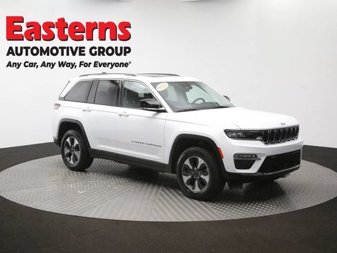 Used 2022 Jeep Grand Cherokee Limited 4xe w/ Luxury Tech Group II AWD/4WD image 52