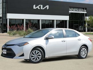 Used 2019 Toyota Corolla LE FWD video 1