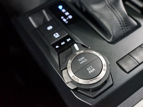 Certified 2024 Toyota Tacoma SR5 image 24