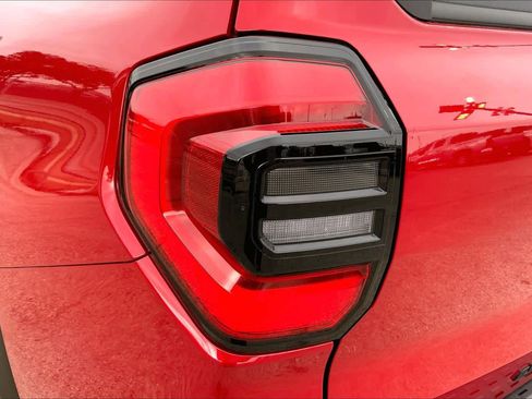 Used 2025 Toyota 4Runner TRD Off-Road image 27