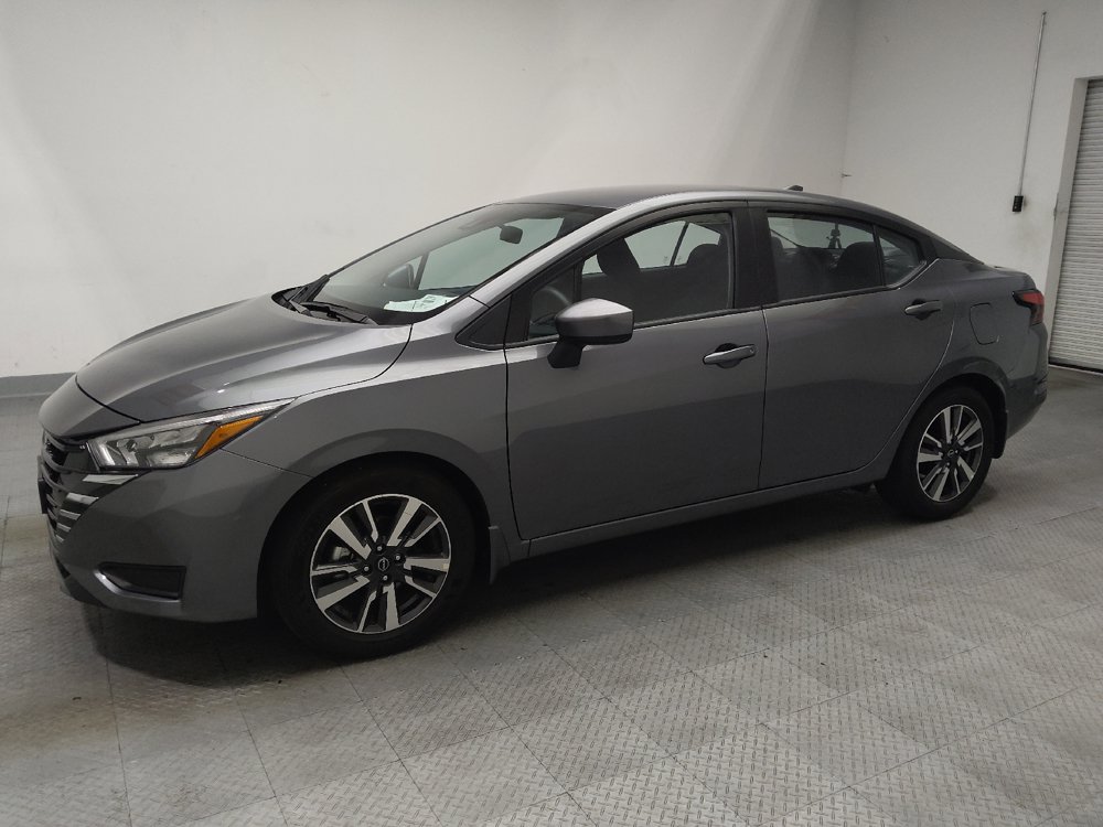 Used 2025 Nissan Versa SV w/ Trunk Package FWD image 2
