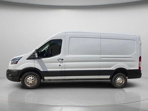 Used 2023 Ford Transit 250 Medium Roof w/ Upfitter Package RWD image 3
