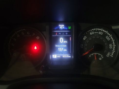 Used 2022 Toyota Tacoma SR image 23