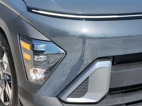 Used 2024 Hyundai Kona SEL FWD image 10
