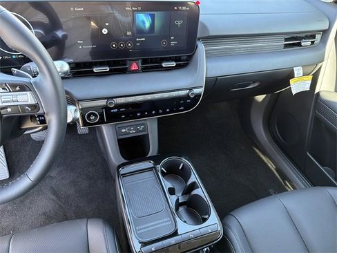 New 2026 Hyundai Ioniq 5 SEL image 25