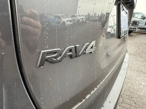 Used 2022 Toyota RAV4 TRD Off-Road image 11