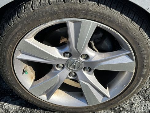Used 2015 Acura ILX FWD image 10