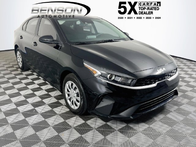 Used 2024 Kia Forte LX FWD image 1
