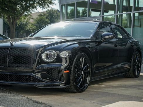 New 2025 Bentley Flying Spur Plug-In Hybrid image 9