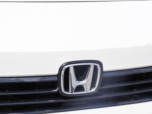 Used 2024 Honda Civic Sport image 4