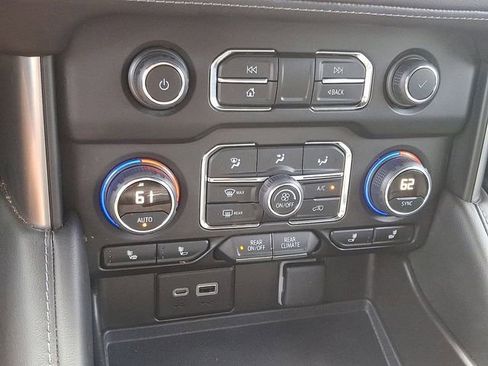 Used 2021 Chevrolet Tahoe LT image 15