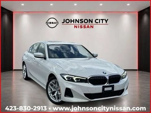 Used 2025 BMW 330i xDrive Sedan AWD/4WD image 1