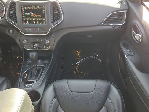 Used 2023 Jeep Cherokee Altitude Lux image 10